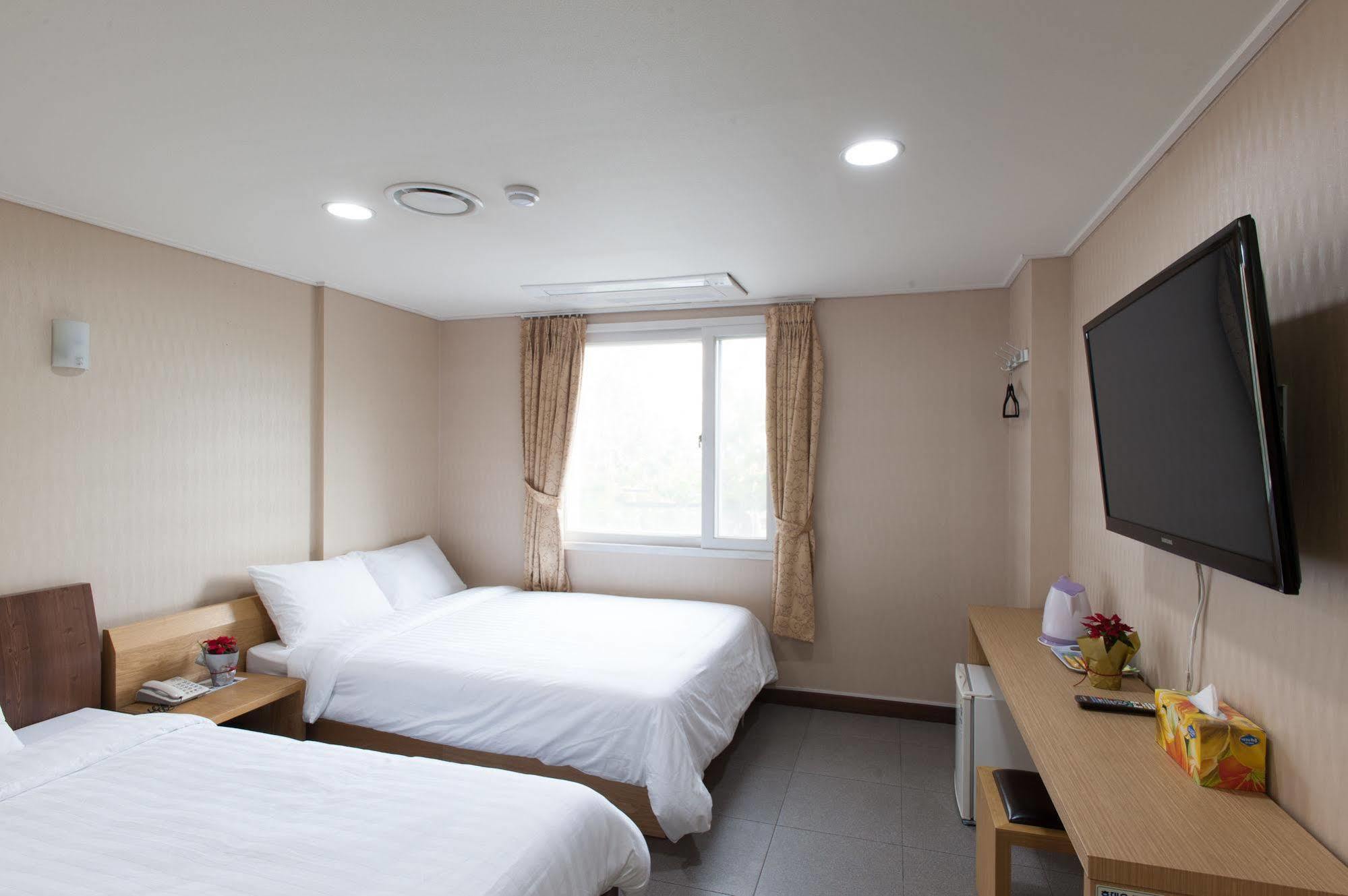 Benikea Hotel Flower Seoul Exteriör bild