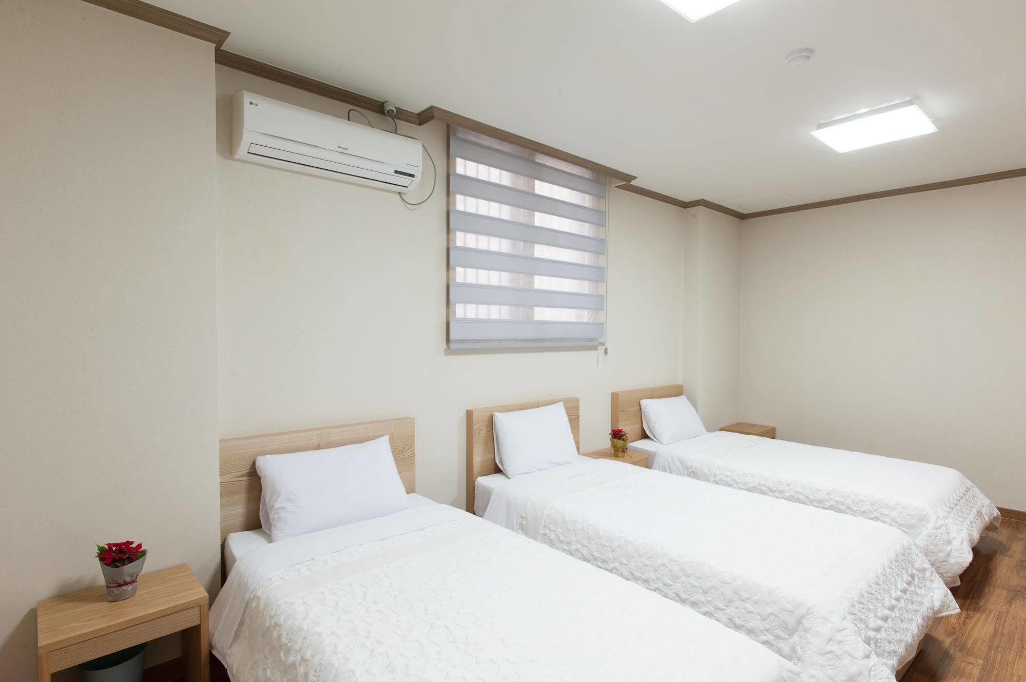 Benikea Hotel Flower Seoul Exteriör bild